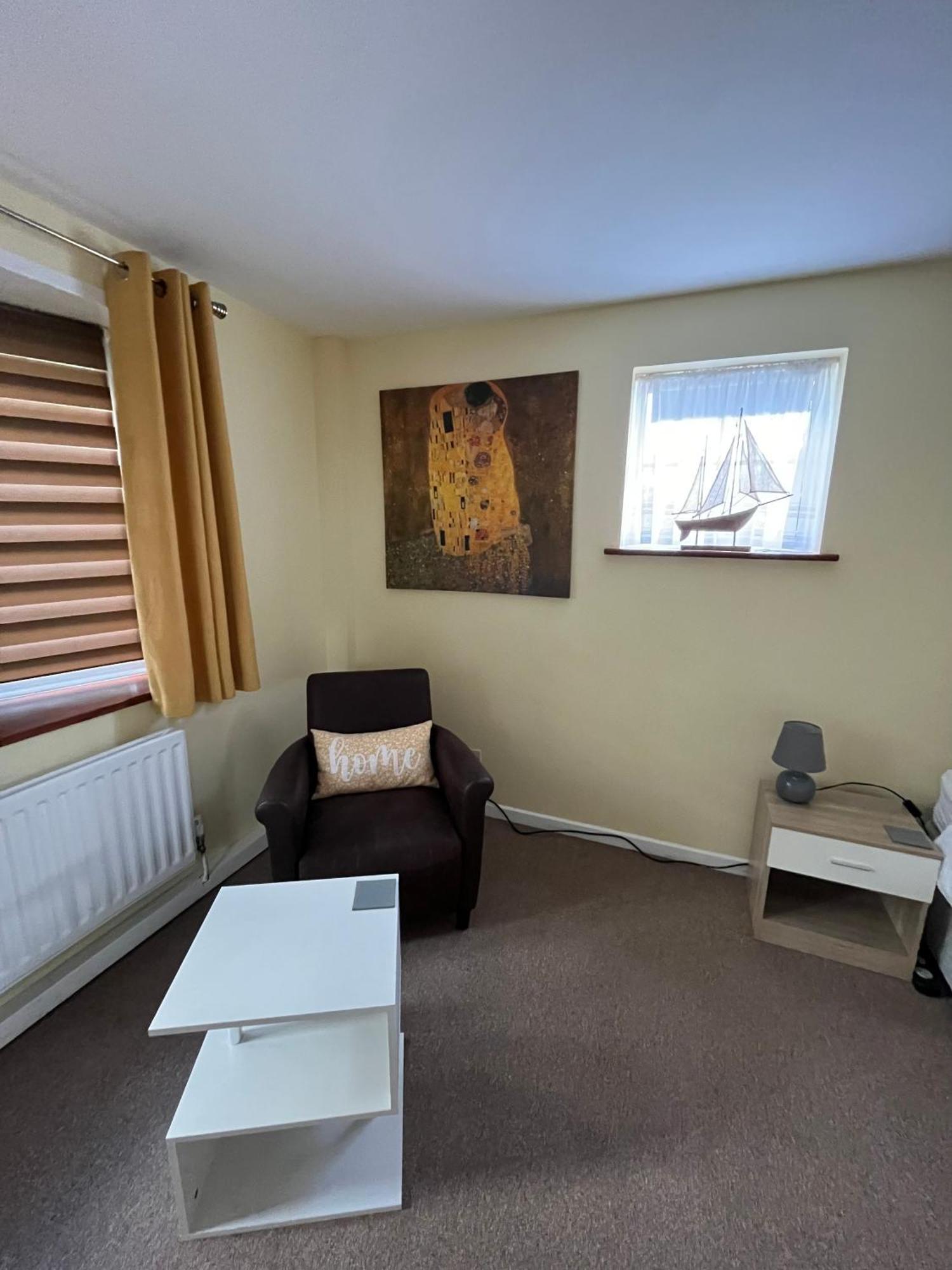 Quest Fulfiller - Near General Hospital, Free Parking & Garden Daire Southampton Dış mekan fotoğraf