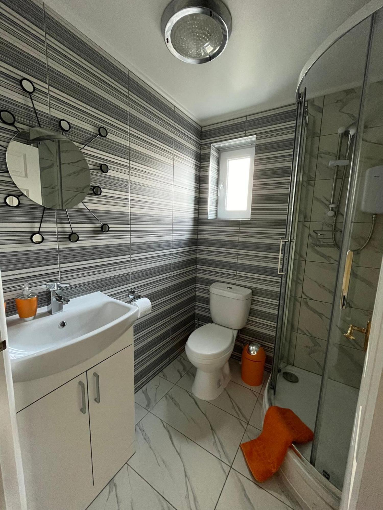 Quest Fulfiller - Near General Hospital, Free Parking & Garden Daire Southampton Dış mekan fotoğraf